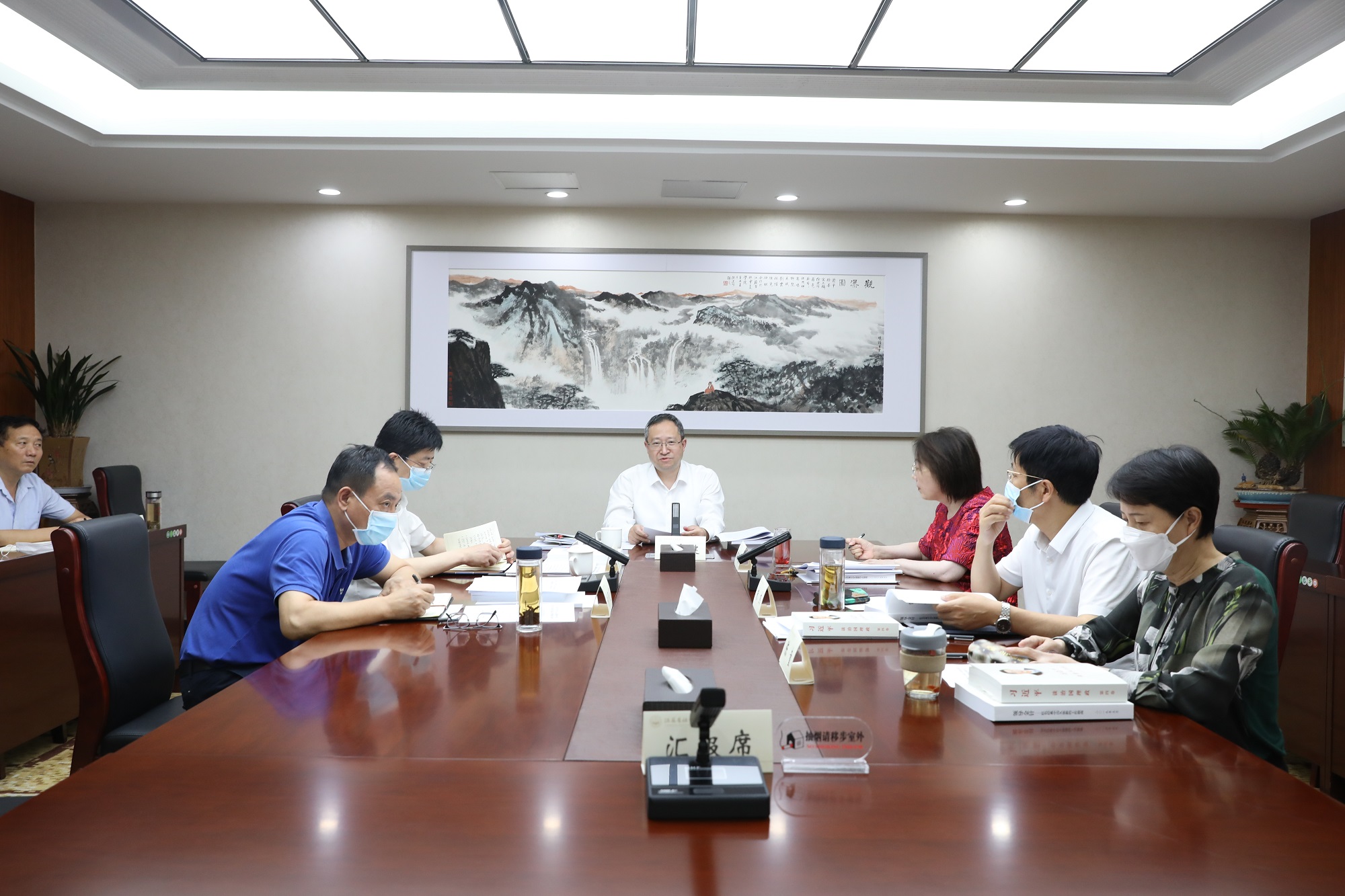 1661734497378.jpg 党组理论学习中心组专题学习会.jpg
